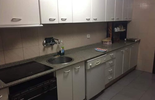 Campoamor Apartment | Ground floor with patio next to the Auditorium (ADDA)
