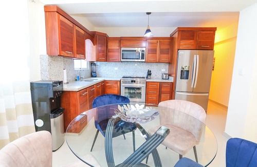 San Cristobal Apartment | Lovely 2 Bd-2Bath Apt w. A|C Garage & Rooftop
