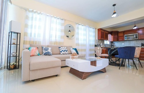 San Cristobal Apartment | Lovely 2 Bd-2Bath Apt w. A|C Garage & Rooftop