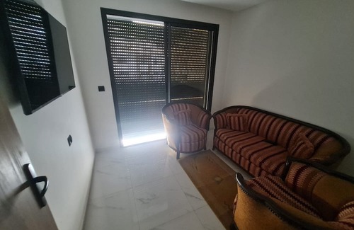 Harhoura Apartment | Bright, modern apartment in Harhoura - 7 minutes from the beach