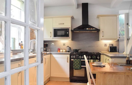 Padfield Cottage | 1 bedroom accommodation in Glossop