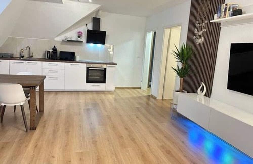Letmathe Apartment | JAVU Restaurant & Apartment 2