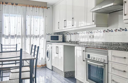 Penya-roja Apartment | NEW! Ciudad de las Artes Apartment
