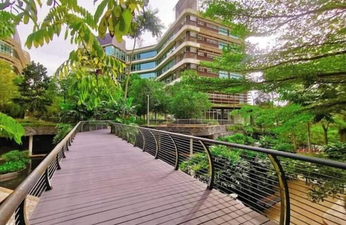 Medini Apartment | 5mins walk to Legoland- Afiniti- 8pax with Bathtub