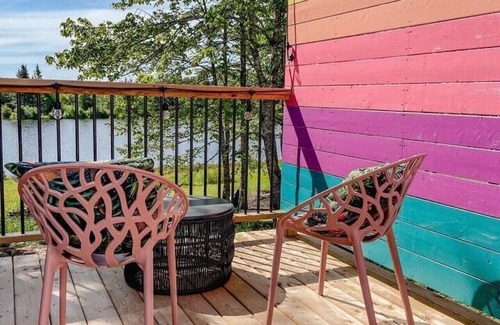 Erbs Cove Condo | Flora studio on the lake 🌿