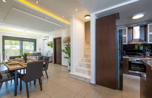 Tsikalaria House | Delight Residences - K5 | Rooftop Jacuzzi
