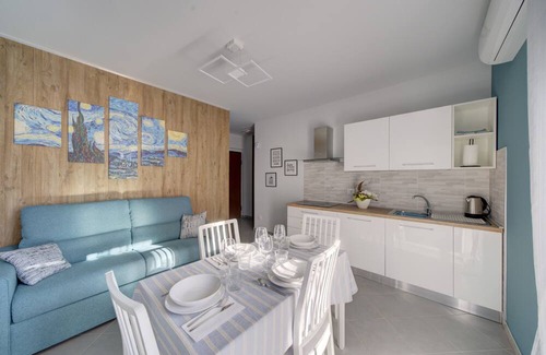 Rivoli Apartment | SGHouse apartment with free parking
