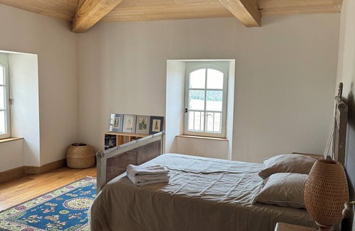 La Chapelle-Montabourlet House | Superb 6-bedroom country house for families & friends in Perigord!