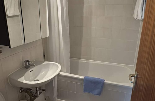 Milbertshofen House | Cozy city apartment in Munich Milbertshofen - close to subway & city center