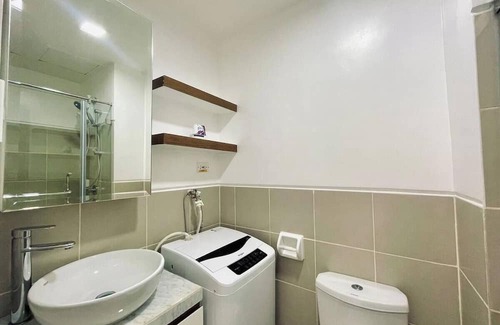 Ugong Condo | The Sunset Studio @ Kasara Residences with Netflix