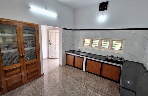 Mandarthi House | Prashanthi Homestay - Four Bedroom Holiday Home