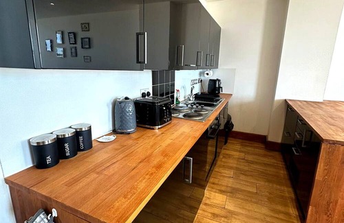 Margate Old Town Apartment | Seaside Apartment, on the doorstep of the Beach!