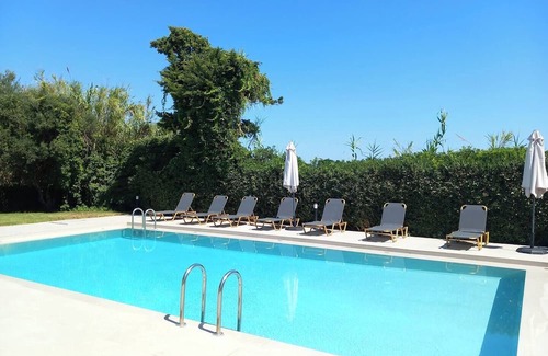 Pyrgos Psilonerou Villa | Anna Maria Villa,Pirgos-Villas, 300mFrom The Sea