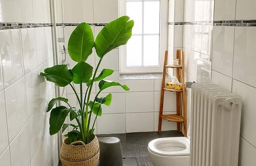 New Town Apartment | Cologne City Loft for up to 8 people