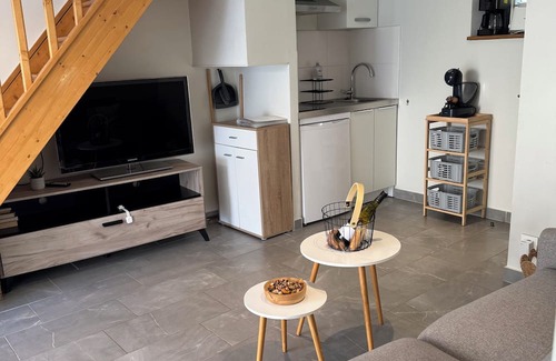 Saint-Georges-sur-Cher House | La petite Maisonette country house near the Loire castles