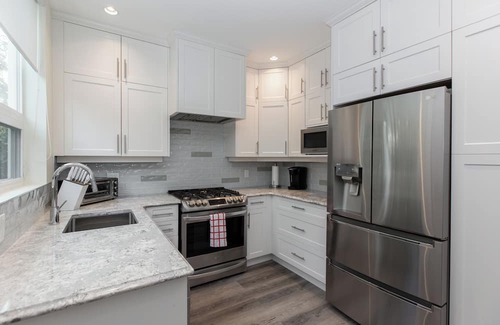 Sidney Apartment | Sidney Solace – 1BR Suite Minutes from Waterfront