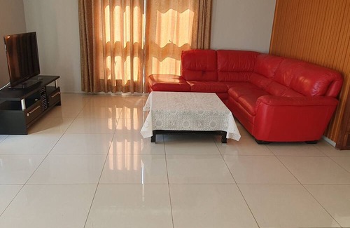 Melton House | Entire House-close to Supermarket/gym/Restaurants
