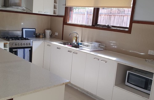Melton House | Entire House-close to Supermarket/gym/Restaurants