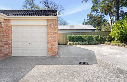 North Rocks House | Tranquil 3BR Getaway - Near Sydney & Shopping