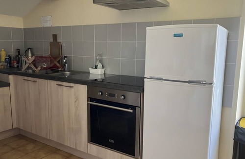 Segonzac Bed & Breakfast | Guest Room 'Room 1 for 2 People' with Shared Pool, Shared Terrace and Wi-Fi