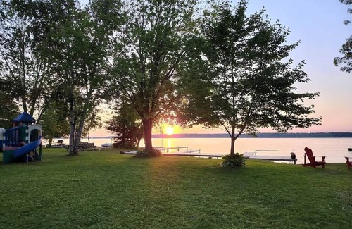 Rosedale House | 3-Bedroom Cottage #10 - Balsam Lake