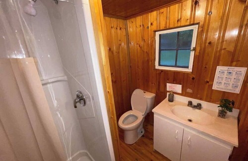 Rosedale House | 3-Bedroom Cottage #7 - Balsam Lake