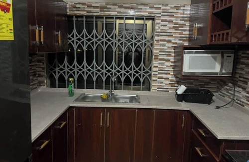 Prampram Villa | Spacious 6-bedroom villa in enchanting Prampram with fitness room, AC