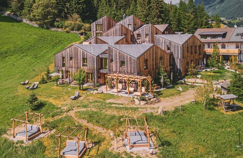 Prateria Apartment | Chalet 'Groudo Michl 5' with Mountain View, Shared Terrace and Wi-Fi