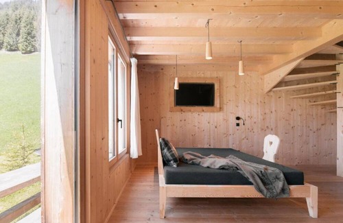 Valle di Casies Apartment | Chalet 'Groudo Michl 4' with Mountain View, Shared Terrace and Wi-Fi
