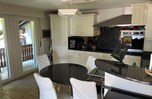 Martigny-Combe Apartment | Relaxing sunny apartment with stunning views in Ravoire near Verbier & Chamonix