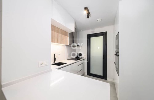 Mil Palmeras Apartment | Cobalt Canvas Residence, Luxury Seaview Flat, by OYOOSTAYS