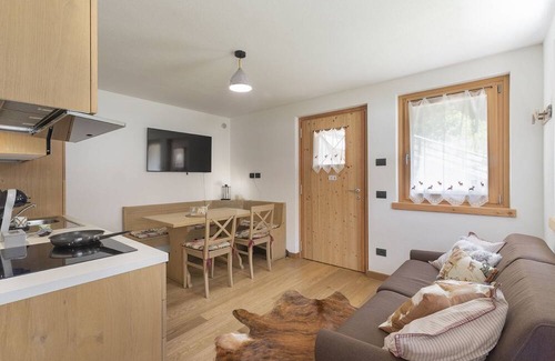 Sozzine Apartment | Chalet Tonalina - Two Bedroom Apartment, Sleeps 4