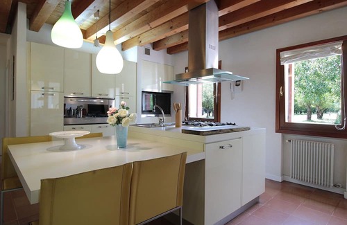 Silea House | Andrea Apartment Pool, Garden, Treviso