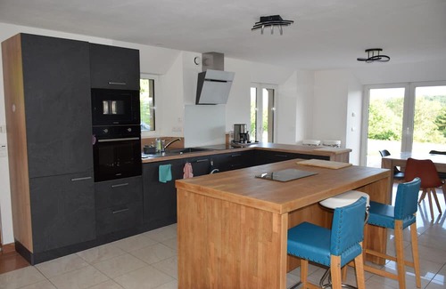 Sillingy Cottage | Villa 'Le Paradis' with Mountain View, Private Terrace and Private Garden