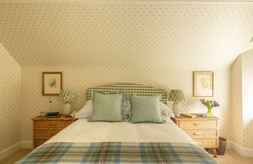 Bunloit Other | Large Luxury Holiday home near Loch Ness