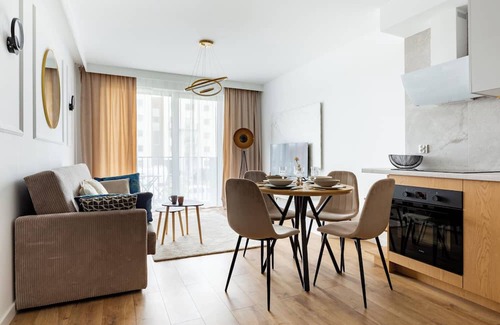 Gdansk Apartment | Kazimierza Wielkiego Soft Glam Apartment