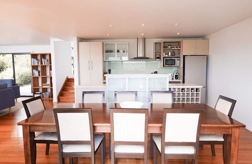 Primrose Sands House | Waterfront Primrose Retreat