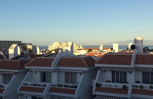 El Madronal Apartment | Homerez - Apartment Arona + sea view