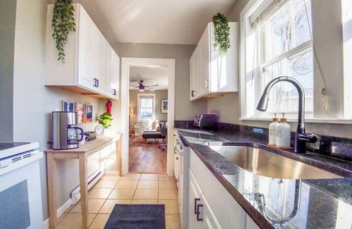 Dover Apartment | The Sunnyside Stay Su