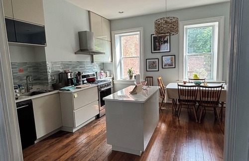 Church Hill House | Historic Richmond 2 bedroom townhouse; the heart of Church Hill. June/July 2025