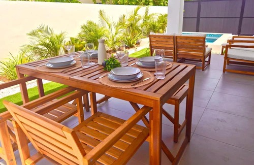 Santa Rosa House | Family-friendly tropical villa