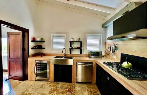 Mamora Bay Villa | Villa Annalibe