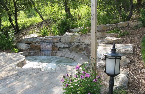 Hatley House | Secluded, peaceful country house on a magnificent 5-acre site.