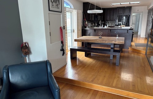 Belmont Heights House | 3 story 1,800 Sq Ft Townhome-Dog Beach, Pool directly across the street.