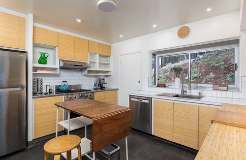 Silver Lake House | Spectacular Silver Lake View Home