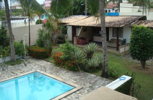 Vilas do Atlantico Apartment | Large furnished studio apartment near Vilas beach