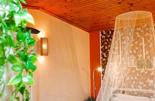Astris House | La Rosalie