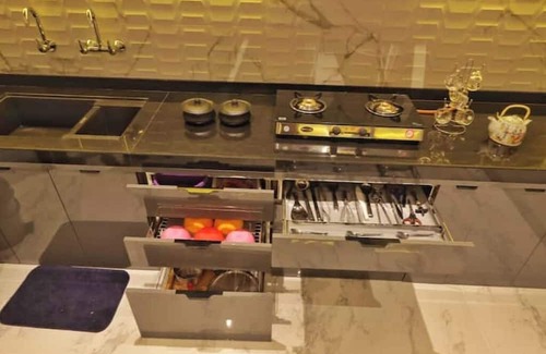 Koregaon Park Apartment | Brand New Premium 3bhk furnished Place