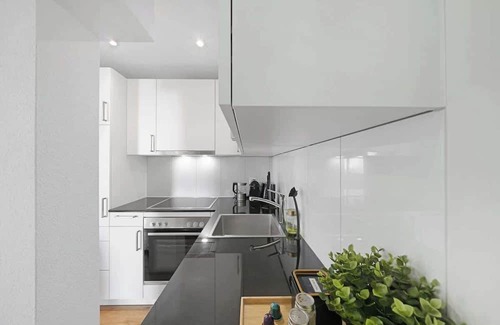 St. Gallen Apartment | book2stay: modernes Studio at Top Place (Olma Messen)
