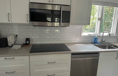 West Falmouth House | Charming 4-bedroom house with WiFi, AC in West Falmouth, 1 mi Old Silver Beach
